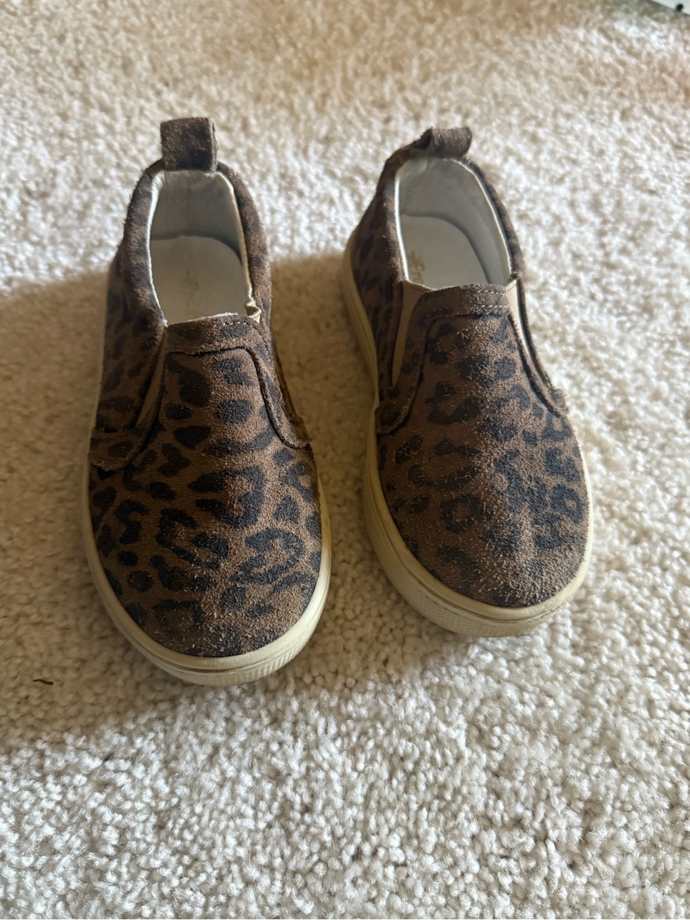 Freshly Picked Sneakers Size 7 Toddler